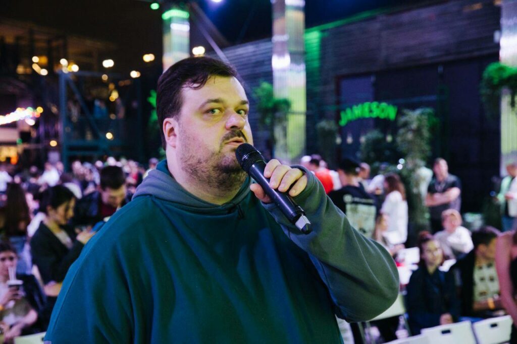 Василий Уткин